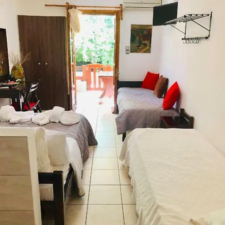 Batistas * Naousa (Paros)