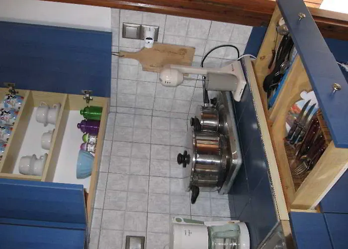 Batistas * Naousa (Paros)